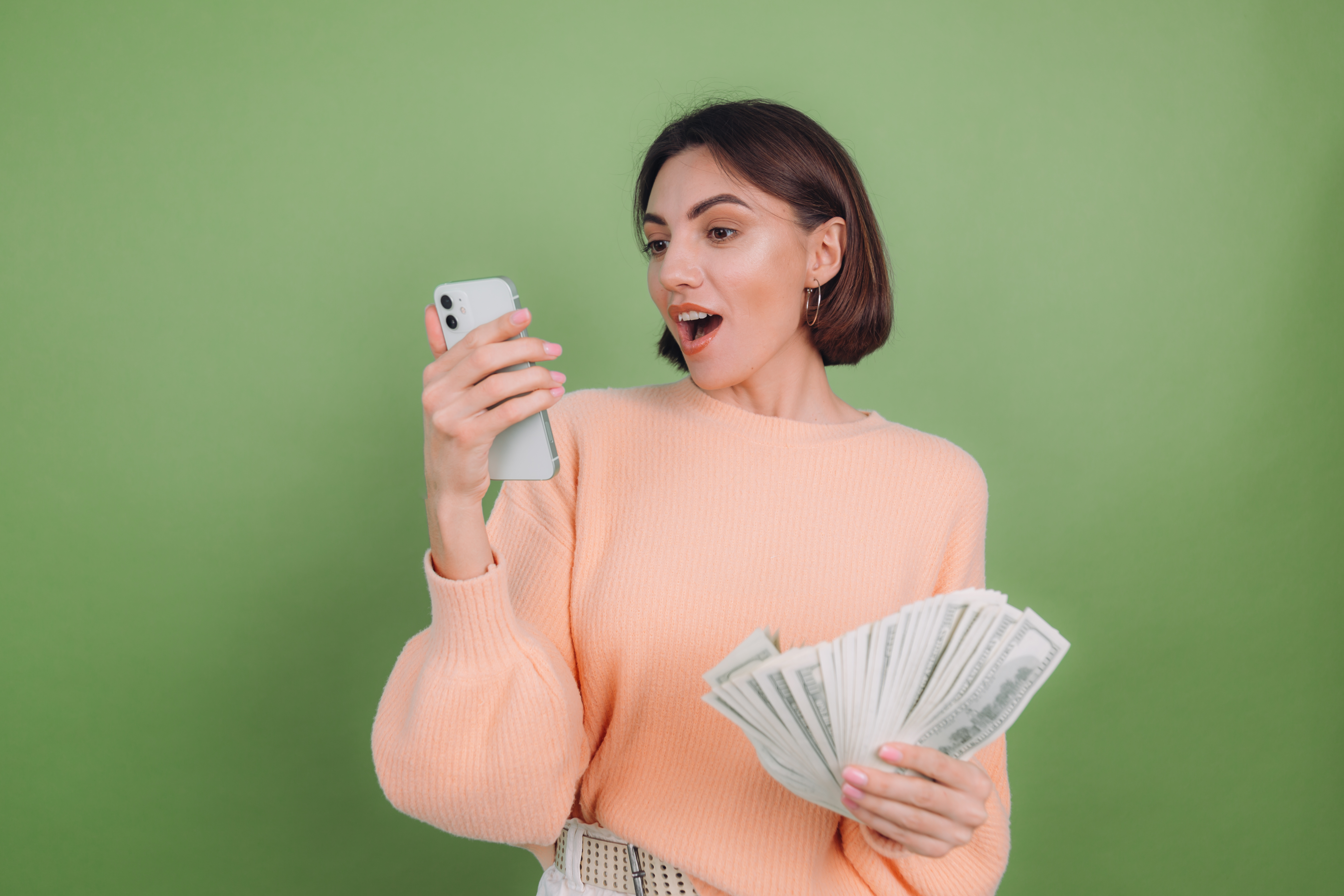 Zelle vs. Venmo: Which Is Better For Payments?